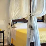 מלון Masseria Li Campi 3*