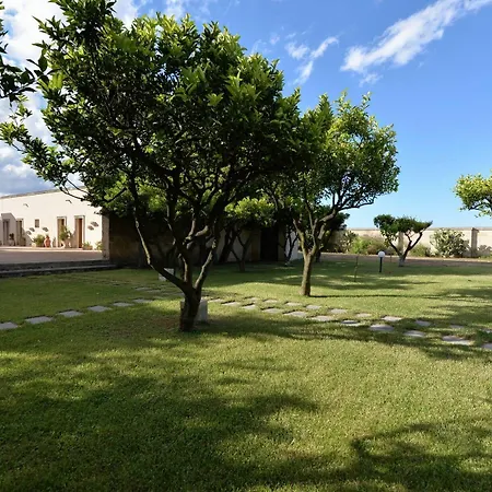 Masseria Li Campi 3* San Donato di Lecce